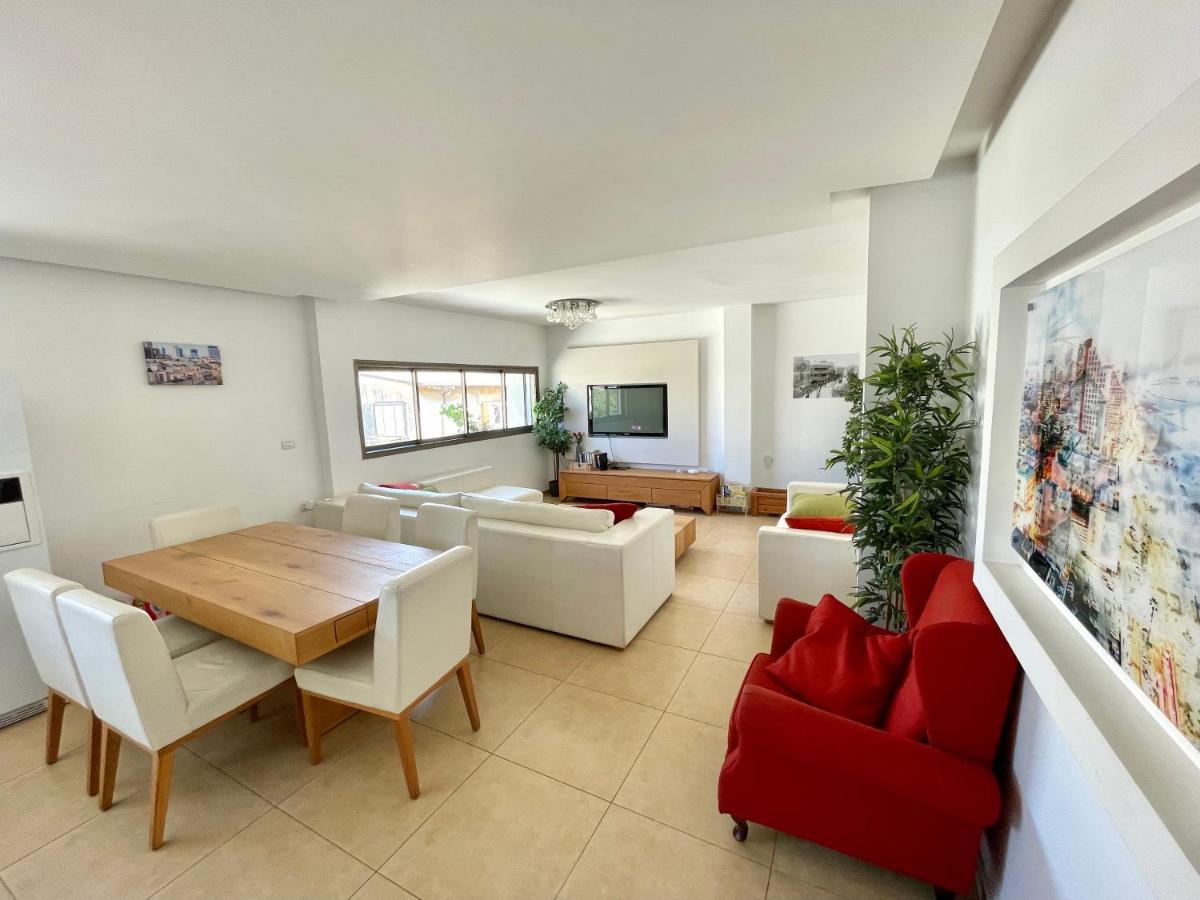 Apartment Beautiful 2-bedroom In The Heart Of